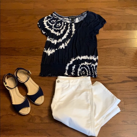 Style & Co. Pants - Style & Co White Skimmer Length Shorts EUC Size 6